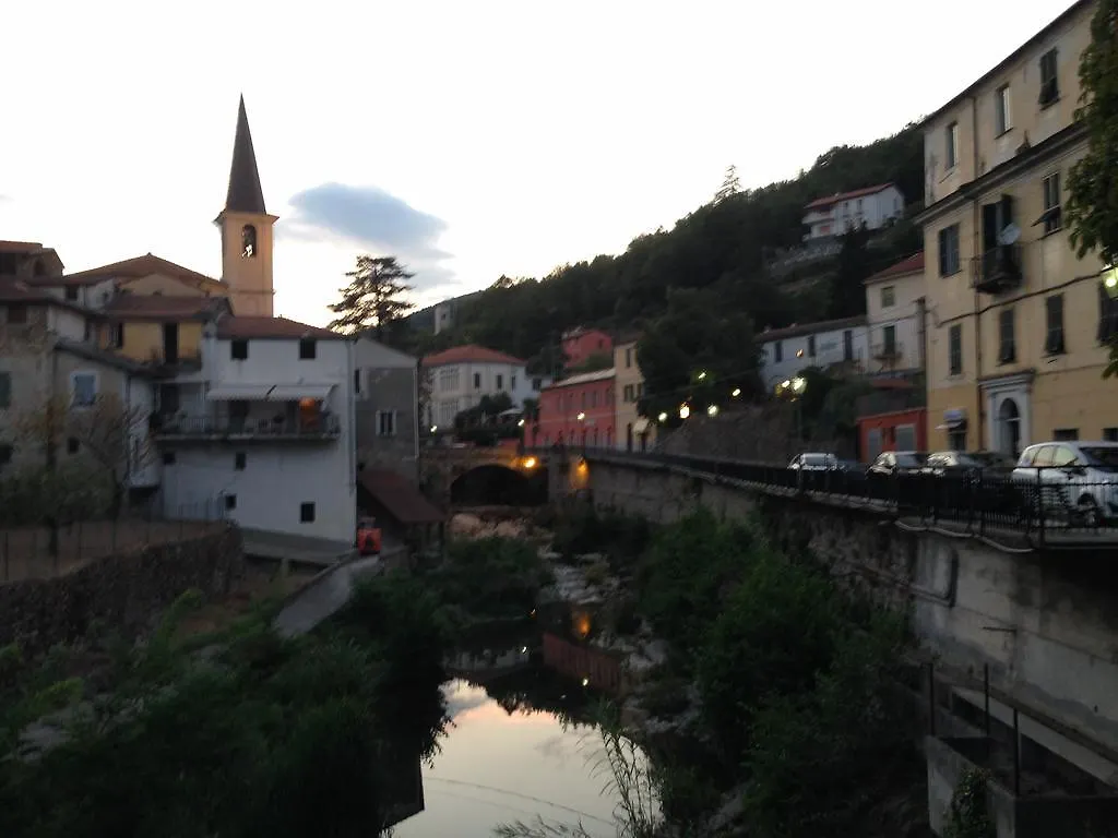 La Casa Del Cavaliere Lägenhet Borgomaro 0*,  Italien